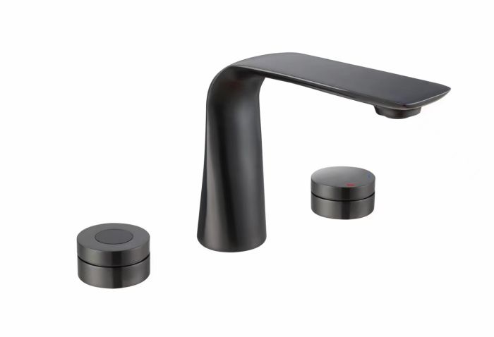 Three Hole Bath and Basin Tap Set